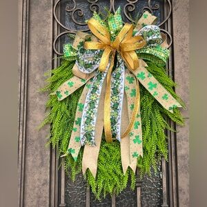St. Patrick’s Festive Green and Gold Holiday Wreath